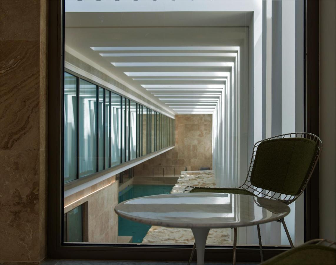 The Phoenicia Malta Floriana Luaran gambar The interior of the hotel
