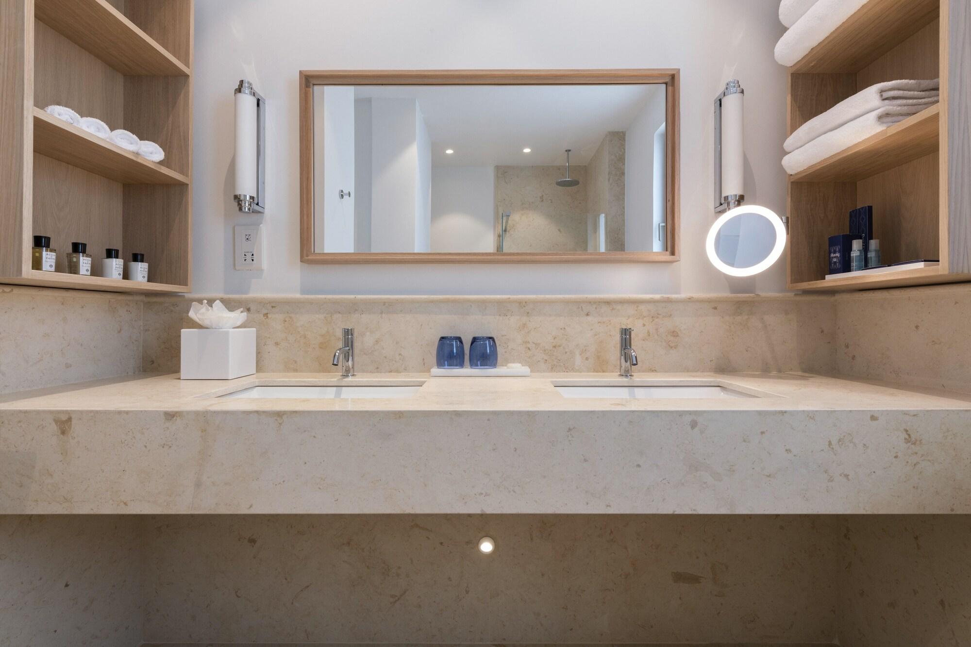 The Phoenicia Malta Floriana Luaran gambar Bathroom