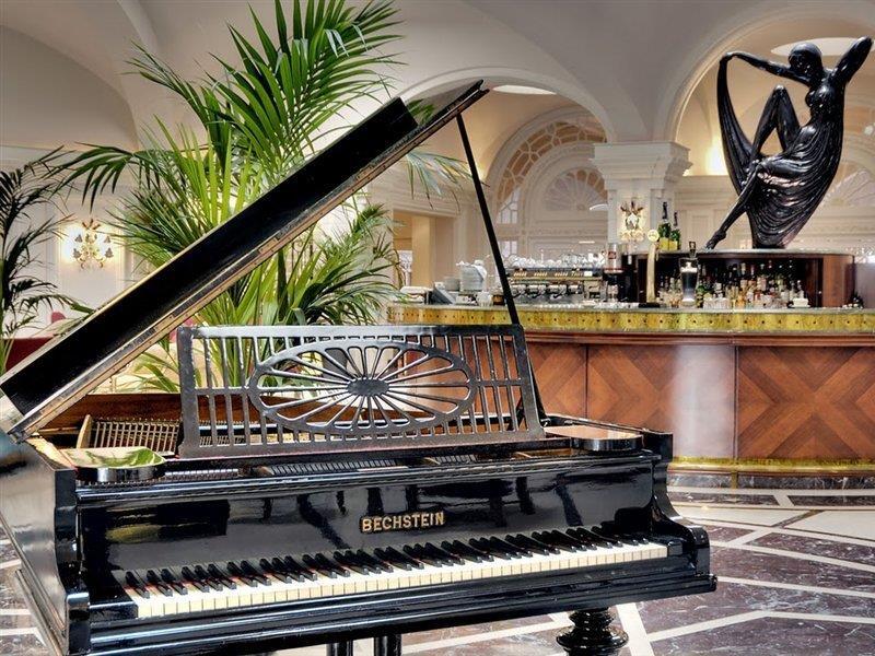 The Phoenicia Malta Floriana Luaran gambar A Bechstein grand piano