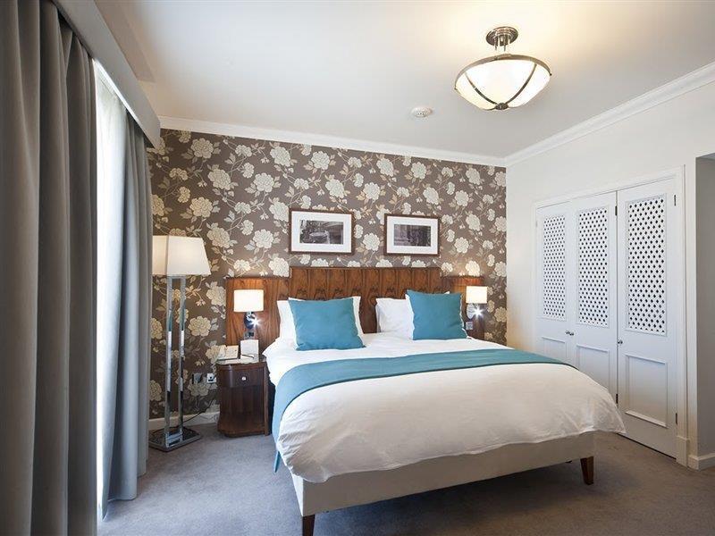 The Phoenicia Malta Floriana Luaran gambar A bedroom at the hotel
