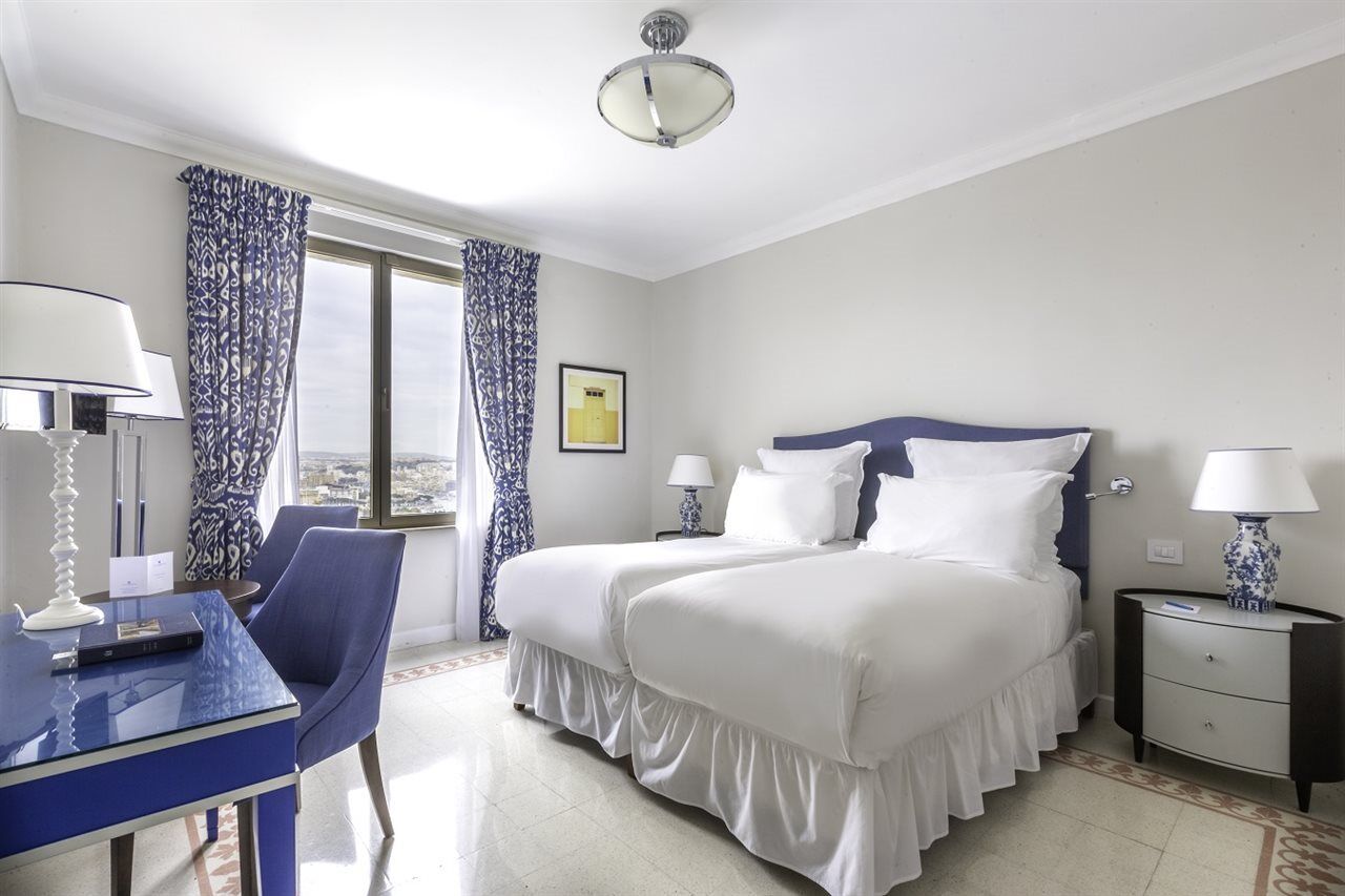 The Phoenicia Malta Floriana Luaran gambar A room at the hotel